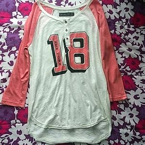 Abercrombie & Fitch T-shirt